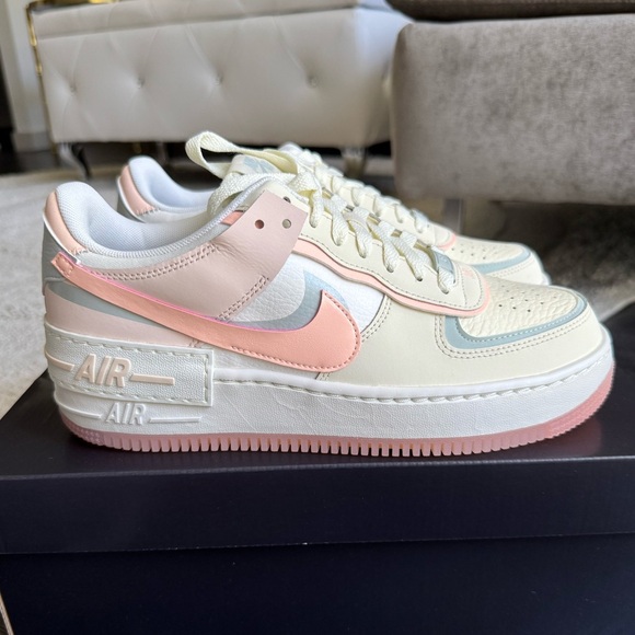 New Nike Air Force 1 Shadow Size 9 Coconut Milk Light Silver Sail Crimson Tint - Picture 3 of 15